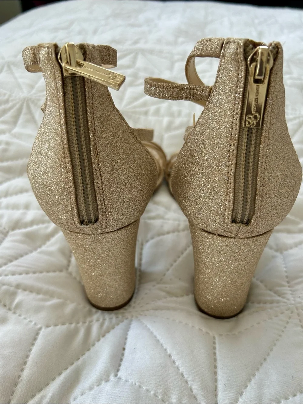 Jessica Simpson Champagne Gold Glitter Strappy Ankle Tie Heels